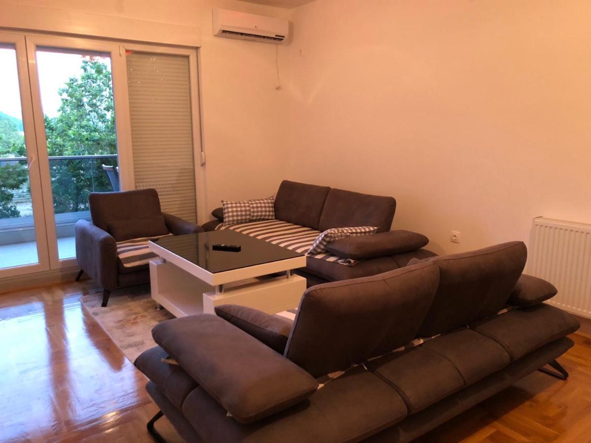 Apartman Mila เทรบินเย ภายนอก รูปภาพ